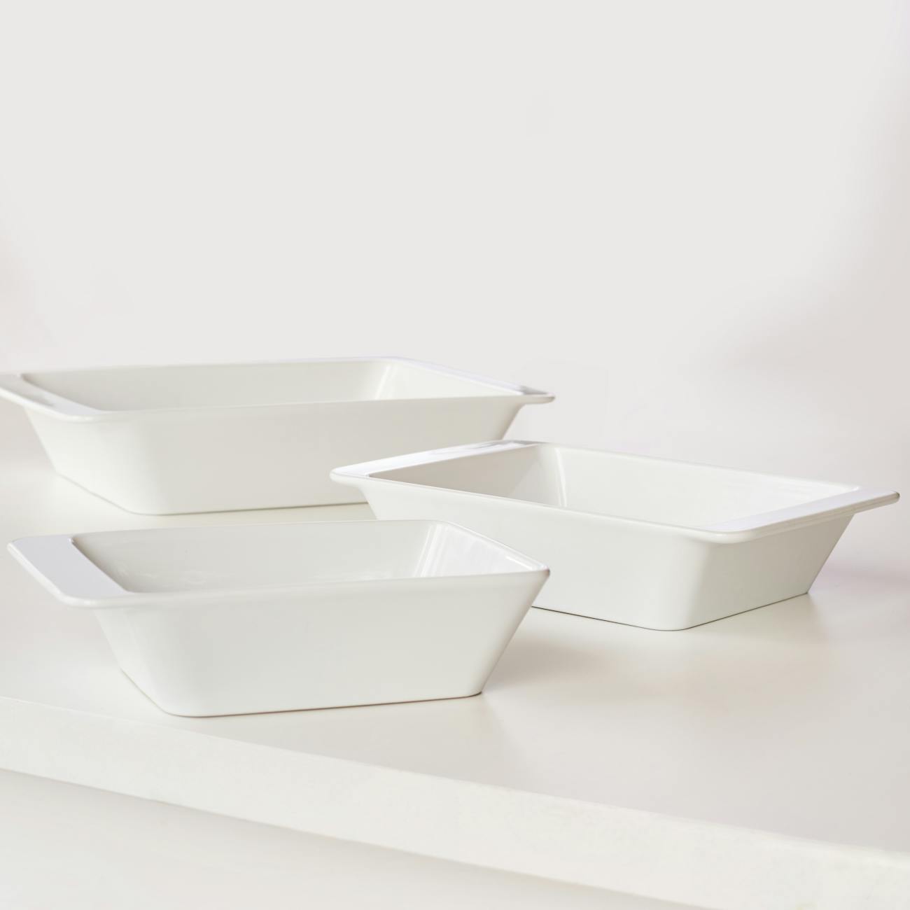 Dining table setting with Coziest Nest tableware